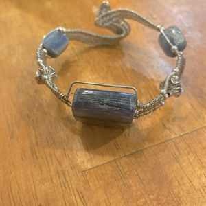 Hand woven silver wire bracelet. . Stones agate or chalcedony.